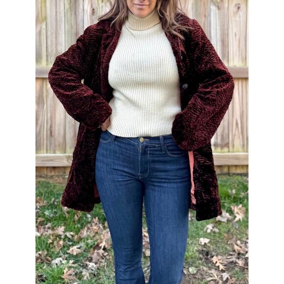 Plum Textured Faux Fur Lodge Coat | Vintage Aspen Winter Statement - Picture 4 of 9